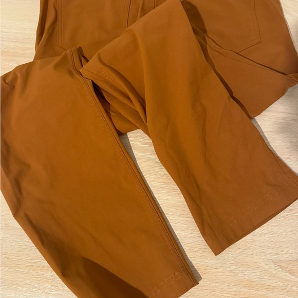 Lululemon ABC Pants - Picture 3 of 5